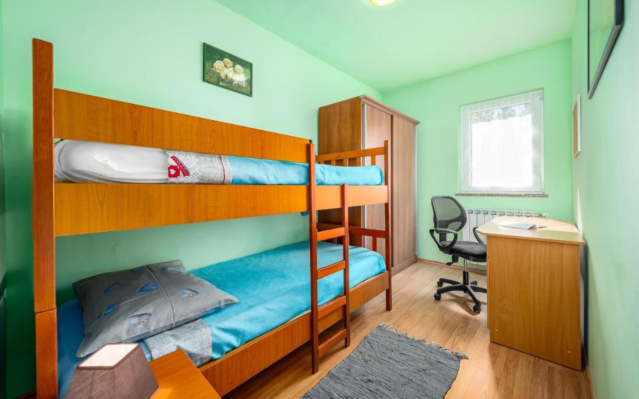 House Semy With Private Pool Villa Pazin Ngoại thất bức ảnh