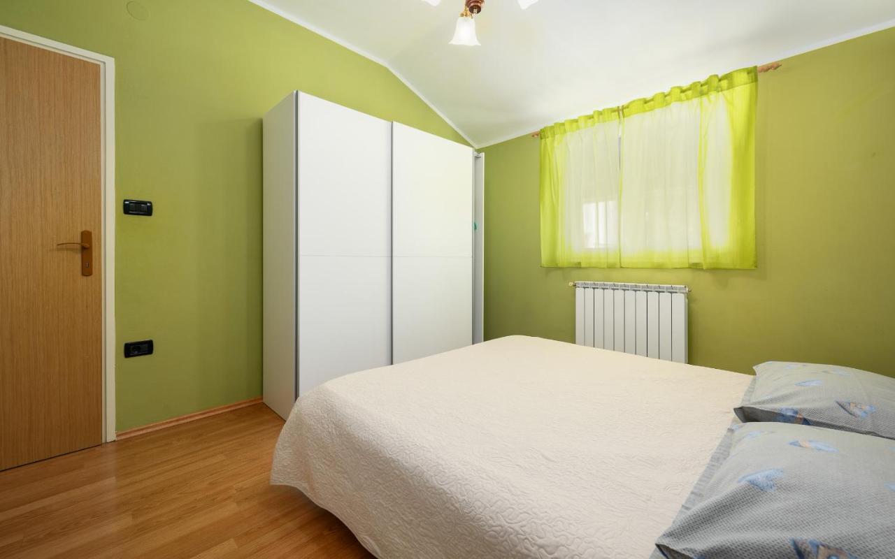 House Semy With Private Pool Villa Pazin Ngoại thất bức ảnh